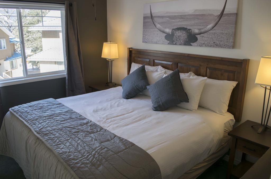 Banff Boundary Lodge Canmore Eksteriør bilde