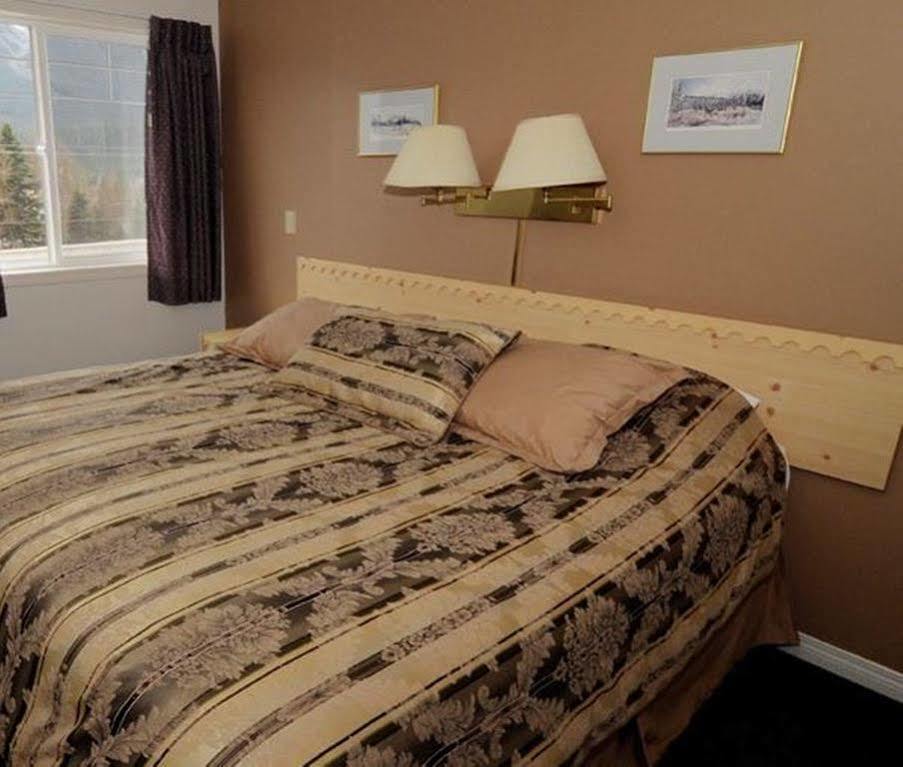 Banff Boundary Lodge Canmore Eksteriør bilde